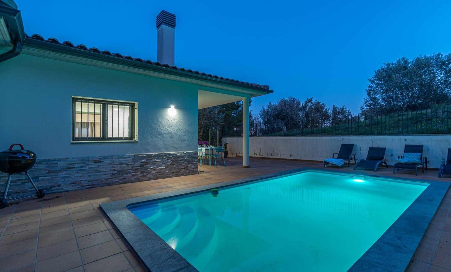 Jouvacations Villa Domenec Figueres  Dış mekan fotoğraf