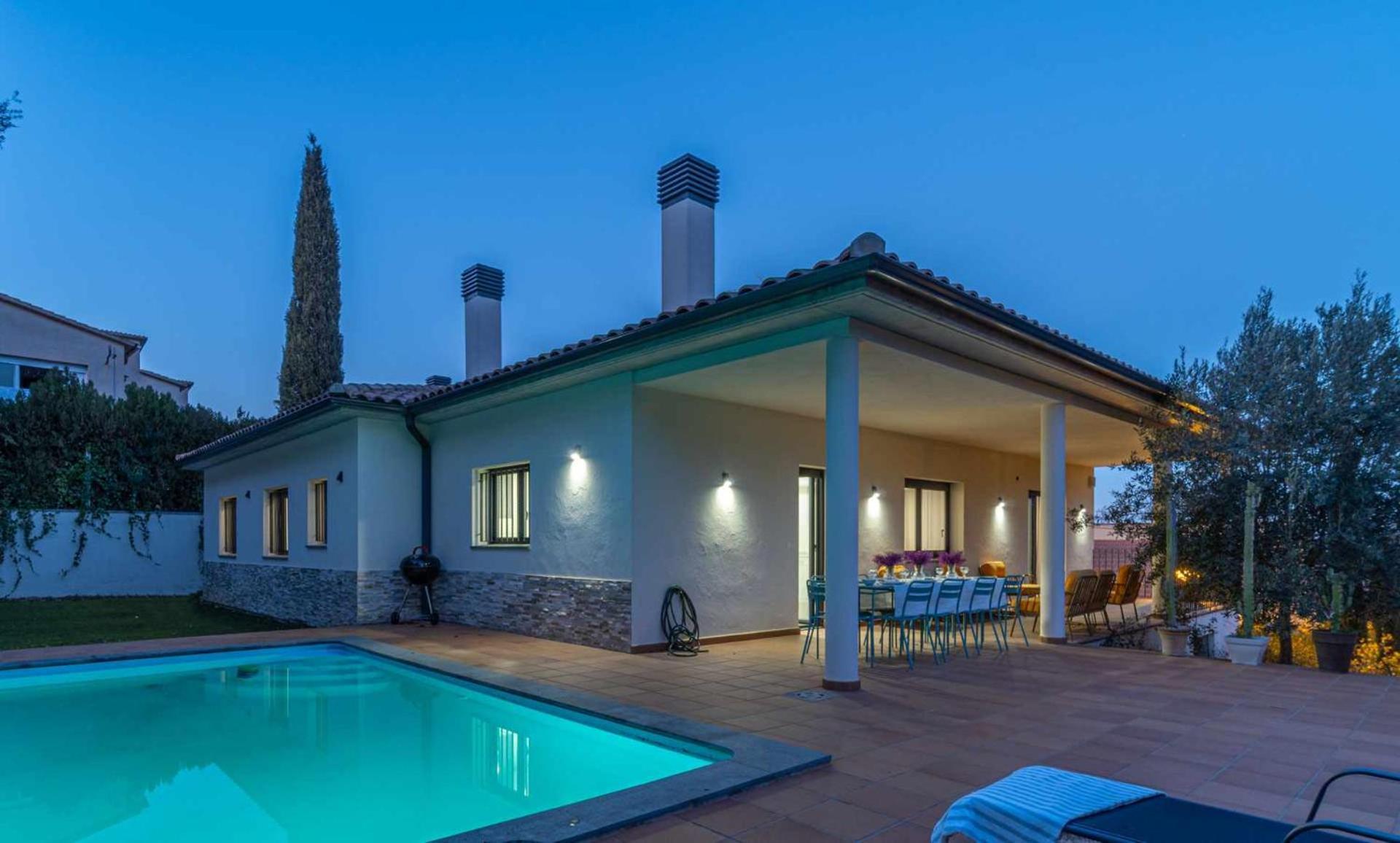 Jouvacations Villa Domenec Figueres  Dış mekan fotoğraf